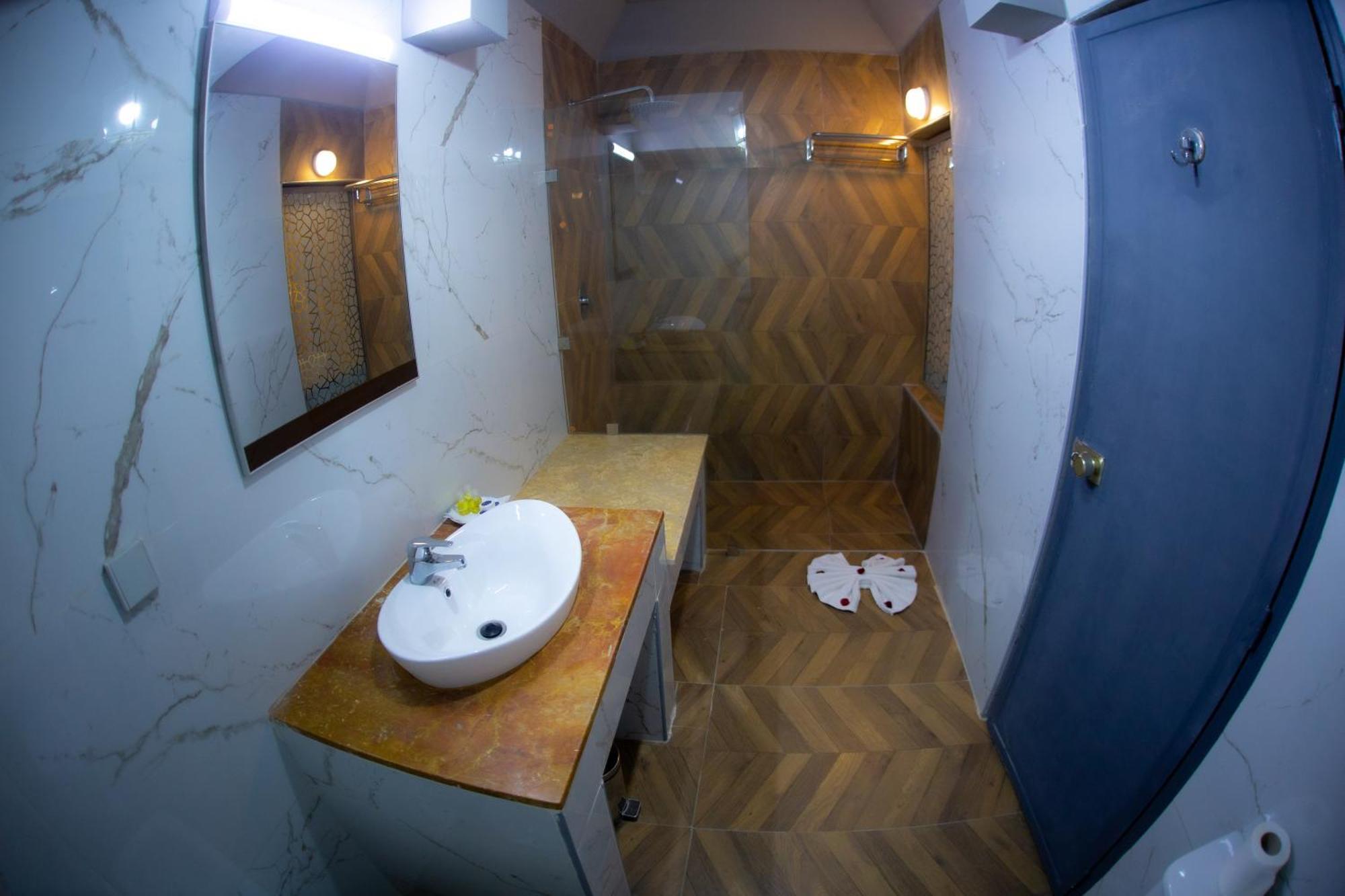 Rs Hotel Karam Palace ワルザザート エクステリア 写真