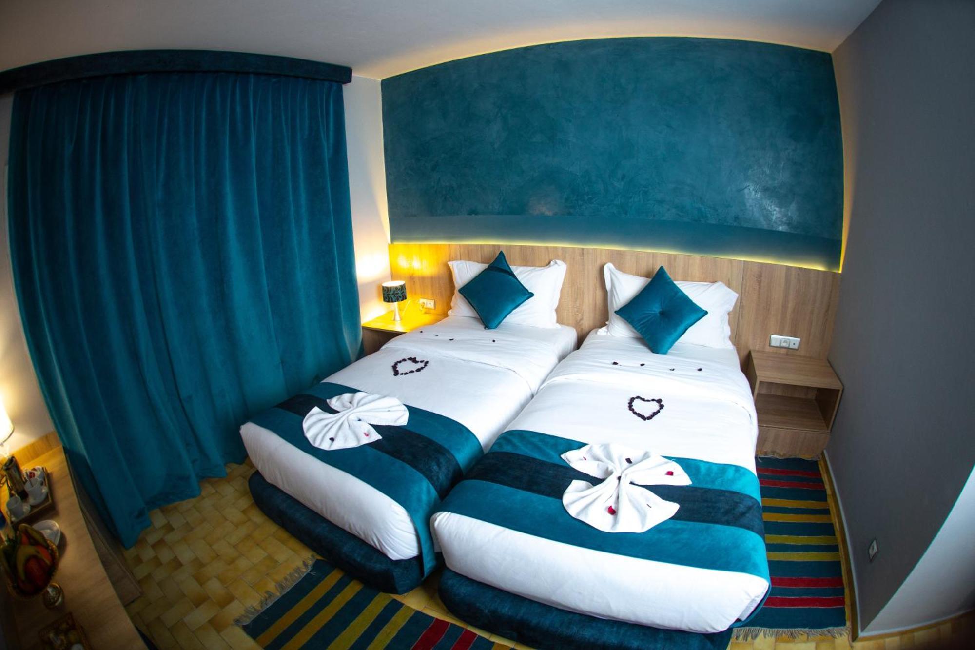 Rs Hotel Karam Palace ワルザザート エクステリア 写真